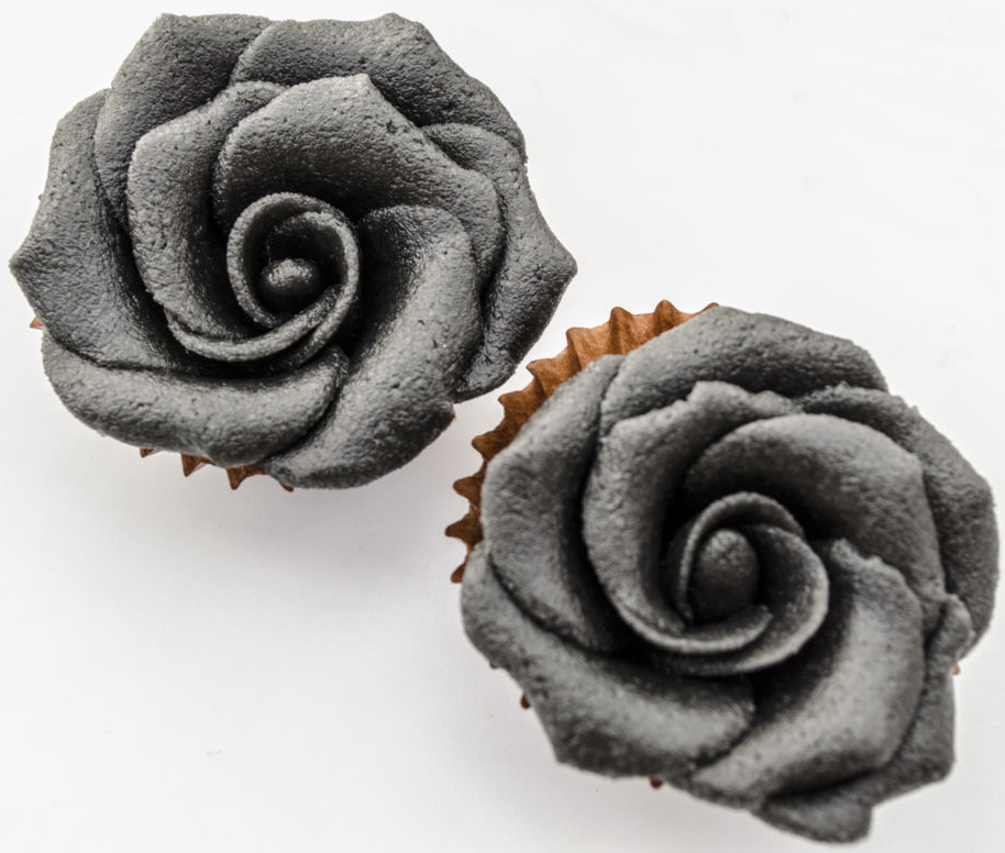 schwarze Marzipan-Rosen